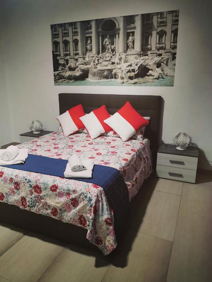 Bella Roma - Ee Hotell Exteriör bild