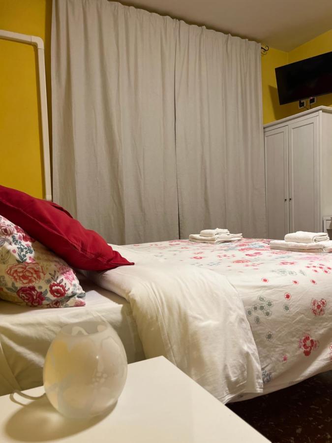 Bella Roma - Ee Hotell Exteriör bild